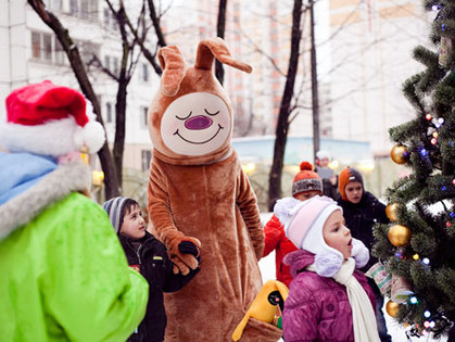 Как создать праздничное настроение ребенку? Детские новогодние утренники в Харькове
