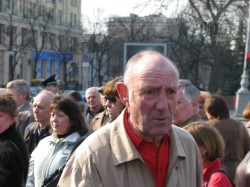 Рабочие завода Шевченко собрались отбивать кому-нибудь руки