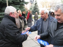 Виктор Янукович посетил завод имени Малышева