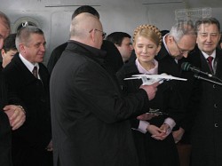 Тимошенко на Харьковском авиазаводе