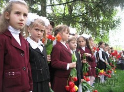 Перезахоронение останков воинов времен Великой Отечественной войны в Старом Мерчике