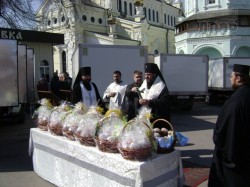 Как Онуфрий освятил десять тысяч пасхальных куличей