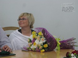Геннадий Кернес наградил журналистов в честь их Дня