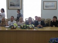 Геннадий Кернес наградил журналистов в честь их Дня