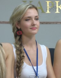 Мисс Харьков-2010: первые награды, бабушкины пироги и модель мужа (ФОТО)  