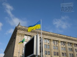 На «Стекляшке» в Харькове стреляли из «Калашниковых»