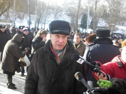 Как Михаил Добкин прыгнул в ледяную воду и чем потом грелся