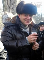 Как Михаил Добкин прыгнул в ледяную воду и чем потом грелся