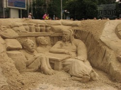 Песочный городок на площади Свободы 