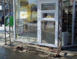 В Харькове началась весенняя уборка незаконных построек