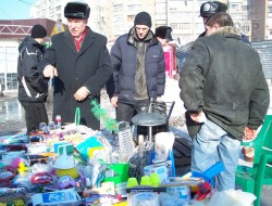 В Харькове началась весенняя уборка незаконных построек