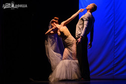 Премьера «Красного» спектакля театра «Прекрасные цветы» состоялась в Харькове