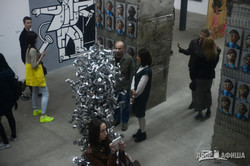 В ЕрмиловЦентре проходит коллективная выставка «СВОИ»