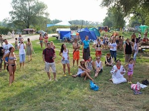 Пускание венков, ярмарка и огненное шоу: под Харьковом состоится масштабный купальский фестиваль (Программа)