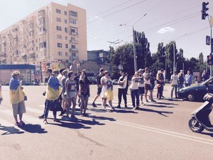 Активисты заблокировали движение на проспекте Ленина (Дополнено, ФОТО)