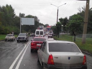 Страшная авария на проспекте Тракторостроителей: есть погибшие и раненые (ФОТО)