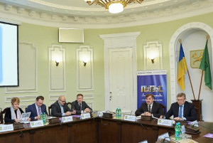 Местные бюджеты требуют срочной поддержки в 2017 году