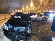 Лобовое столкновение на спуске Веснина: есть пострадавшие (ФОТО)