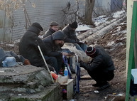 В Киевском районе Харькова бомжи устроили кровавые «разборки»