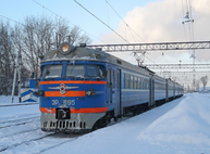 В пригородных электричках и автобусах Харьковской области могут ввести электронный билет