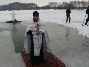 Завтра из кранов харьковчан будет течь святая вода