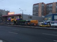 На проспекте Гагарина троллейбус снес забор (ФОТО)