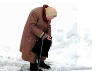 На Харьковщине обокрали 88-летнюю старушку