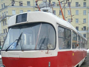 На кругу у ЮЖД один трамвай врезался в другой (ФОТО)