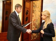 Светличная обсудила с руководством «Филип Моррис Украина» перспективы сотрудничества
