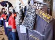 Украинские железные дороги хотят одеть машинистов и путейцев в новую форму (ФОТО)
