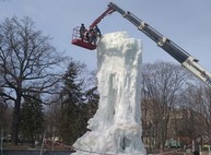 В центре Харькова окончательно «похоронили» зиму (ФОТО)