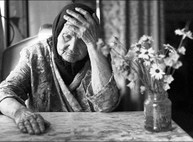 Две женщины напали на пенсионерку и ограбили ее