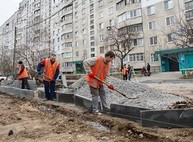 Харьковские дорожники возобновили ремонт внутриквартальных дорог