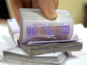 Харьковский хирург вымогал с родственников больного огромную взятку