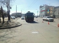 На Павловом Поле женщина-пешеход погибла под колесами грузовика (ФОТО)