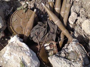 СБУ: Под Харьковом обнаружен схрон с боеприпасами (ФОТО)