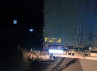 Возле универмага «Харькова» пьяная женщина на иномарке врезалась в грузовик (ФОТО)