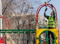 В Харькове установят около двухсот новых детских площадок