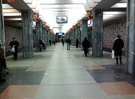 На станции метро «Дворец Спорта» умер пассажир