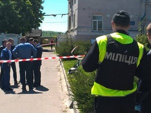 Перестрелка в селе под Харьковом: есть погибшие и раненые (ФОТО)