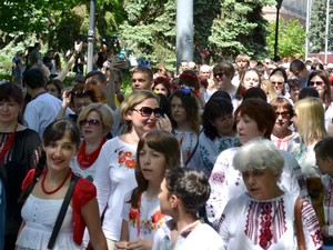 Арт-парад, флешмоб и мастер-шоу: в Харькове готовятся ко Дню вышиванки