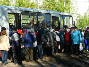 Харьковчане продолжаются жаловаться в ХОГА на отсутствие маршруток к дачам