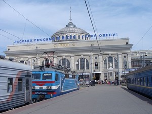 Дополнительный поезд Харьков-Одесса с беспересадочными вагонами из Сум пустят в июне