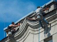В Харькове ремонтируют фасады старых домов в центре города