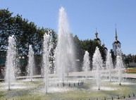Камеры видеонаблюдения работают возле фонтанов в Харькове