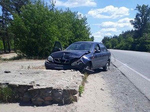 В ДТП под Харьковом пострадали мать с годовалым ребенком (ФОТО)