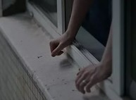 Харьковчанин свел счеты с жизнью, выбросившись из окна больницы