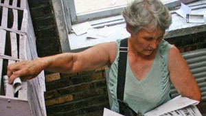 В поселке Панютино у почтальона украли пенсионные деньги