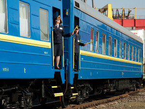 Укрзалізниця назначила 5 дополнительных поездов ко Дню Независимости