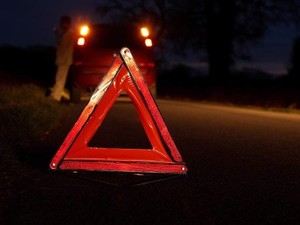 В Харькове пьяный водитель протаранил два гаража (ФОТО)